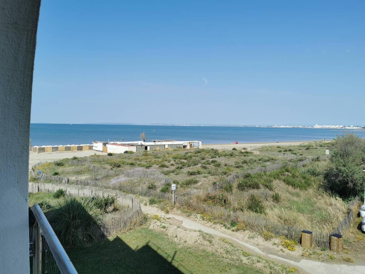 As18656 - Grand Studio Vue Mer, Direct Sur Plage Avec Parking Prive Ле-Гро-дю-Руа Экстерьер фото