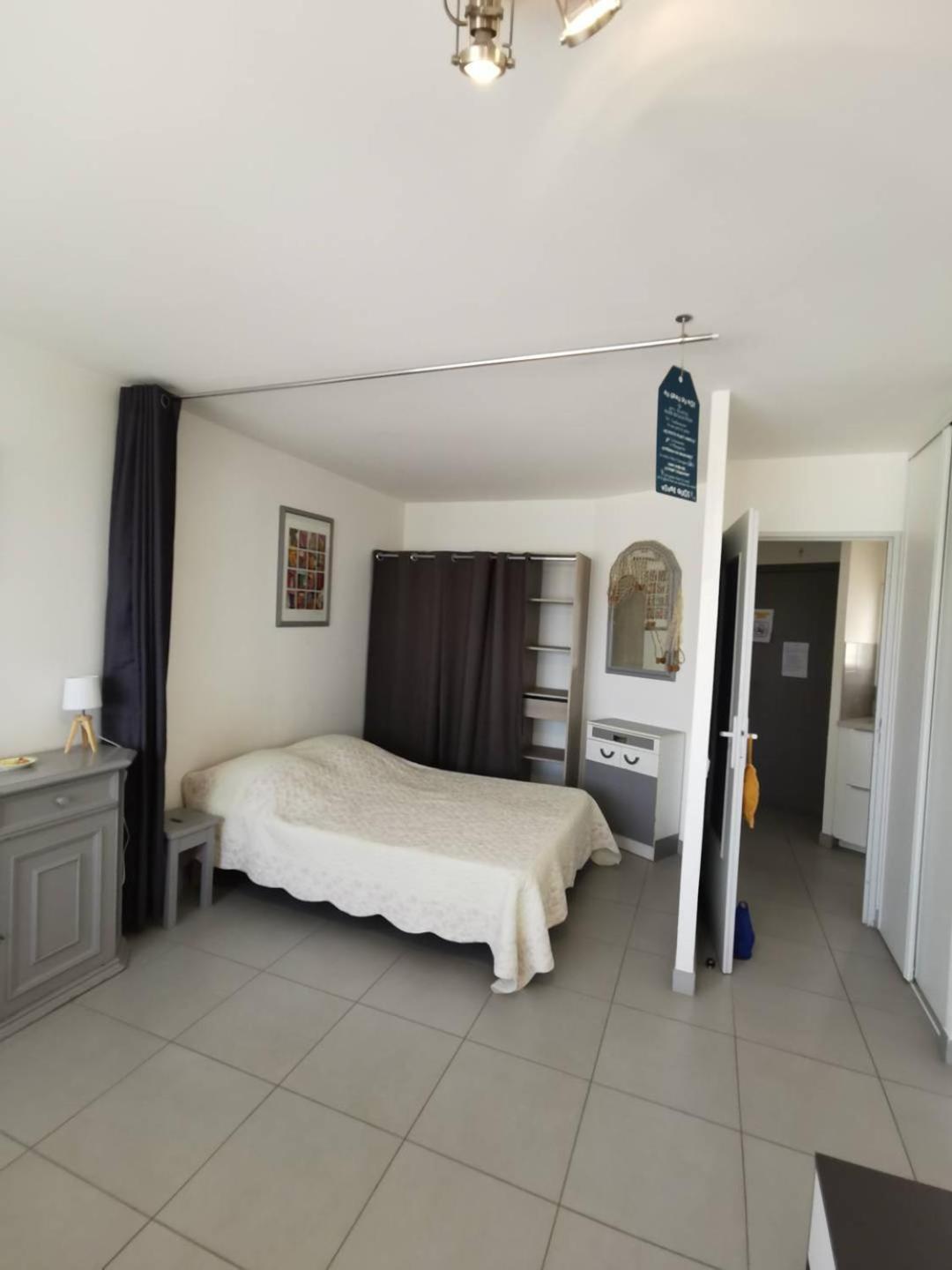As18656 - Grand Studio Vue Mer, Direct Sur Plage Avec Parking Prive Ле-Гро-дю-Руа Экстерьер фото